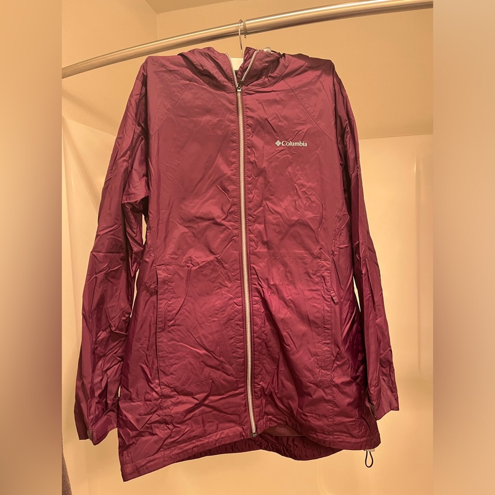 Womens Columbia rain jacket long back